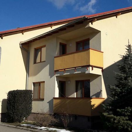 Ekko Apartman Hegyko Exterior photo
